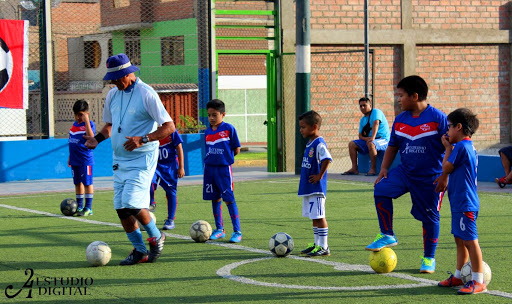 Escuela De Futbol ADV