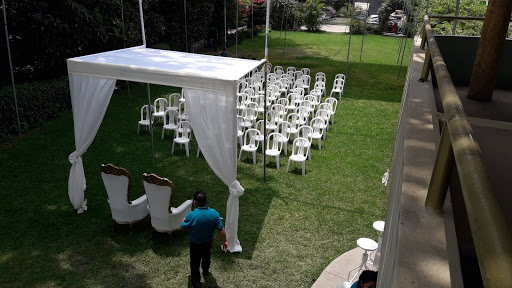 Los Pecanos Salon de Eventos y jardines