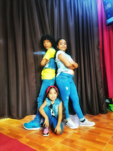 Backstage formacion artistica multidisciplinaria