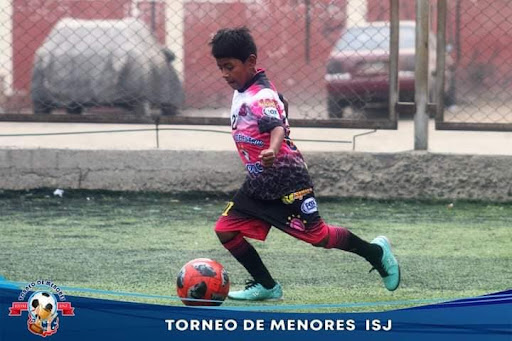 JR PISCINAS - Construcción Mantenimiento y Equipamiento de Piscinas