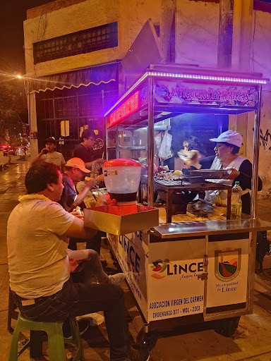 Anticuchos y parrillas 