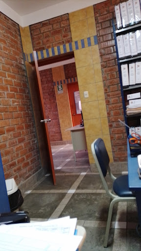 Centro de Formación y desarrollo comunal-AYNE PERÚ