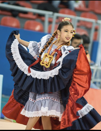 Mariale Cueva Escuela De Marinera