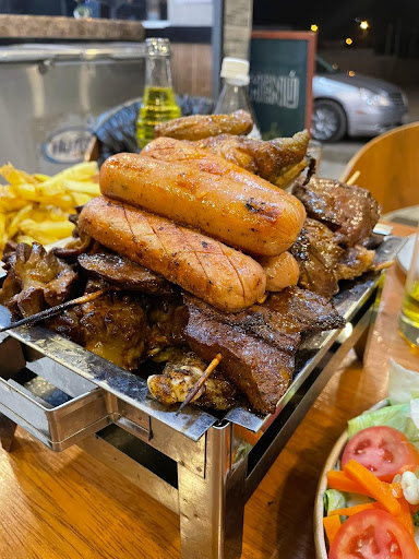 Khuska Pollería-Restobar