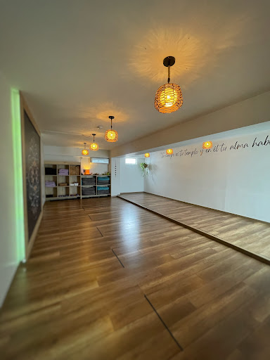 Margoth Hair Makeup Studio