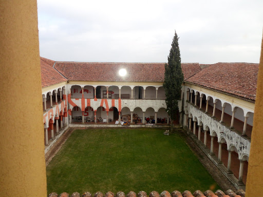 QUECHUAHOST - Diseño de Paginas Web en Lima