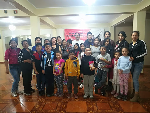 Academia de Marinera Norteña Yo bailo Marinera y no de cualquier manera